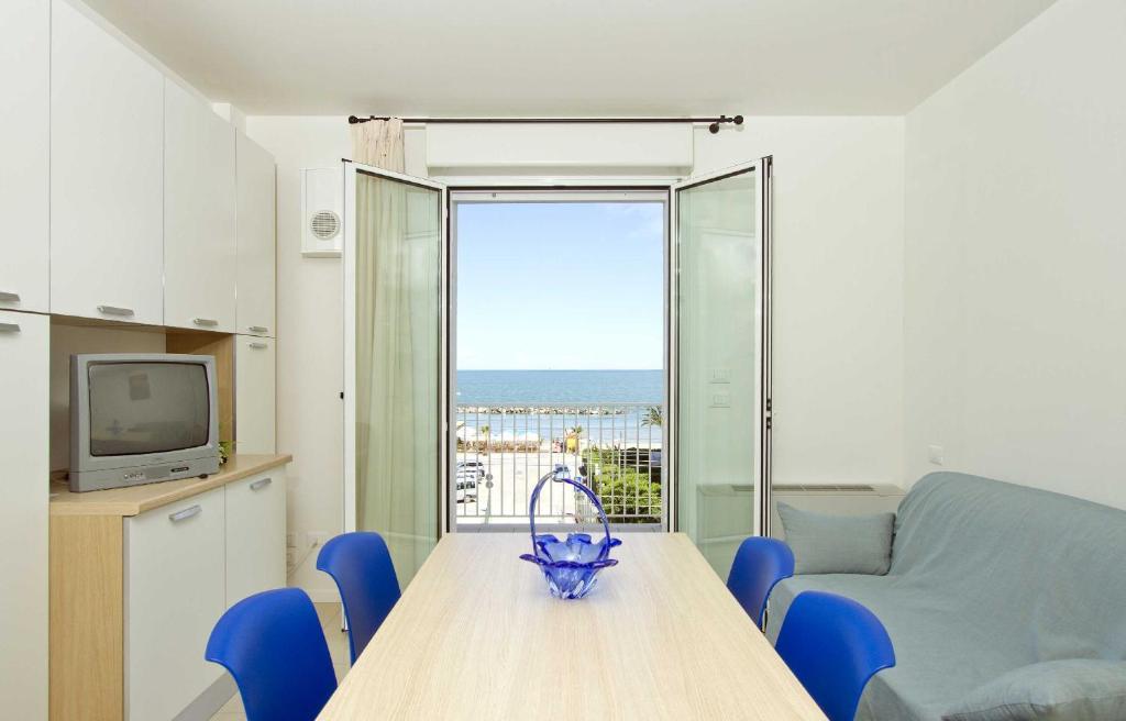 Residence I Delfini Cupra Marittima Ruang foto