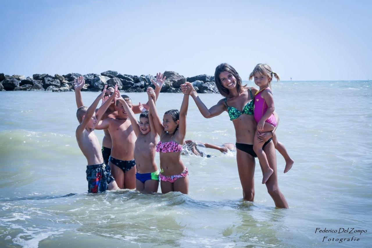 Residence I Delfini Cupra Marittima Bagian luar foto